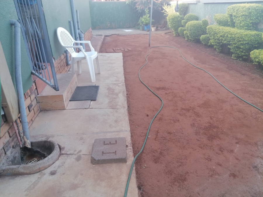 3 Bedroom Property for Sale in Geelhoutpark North West